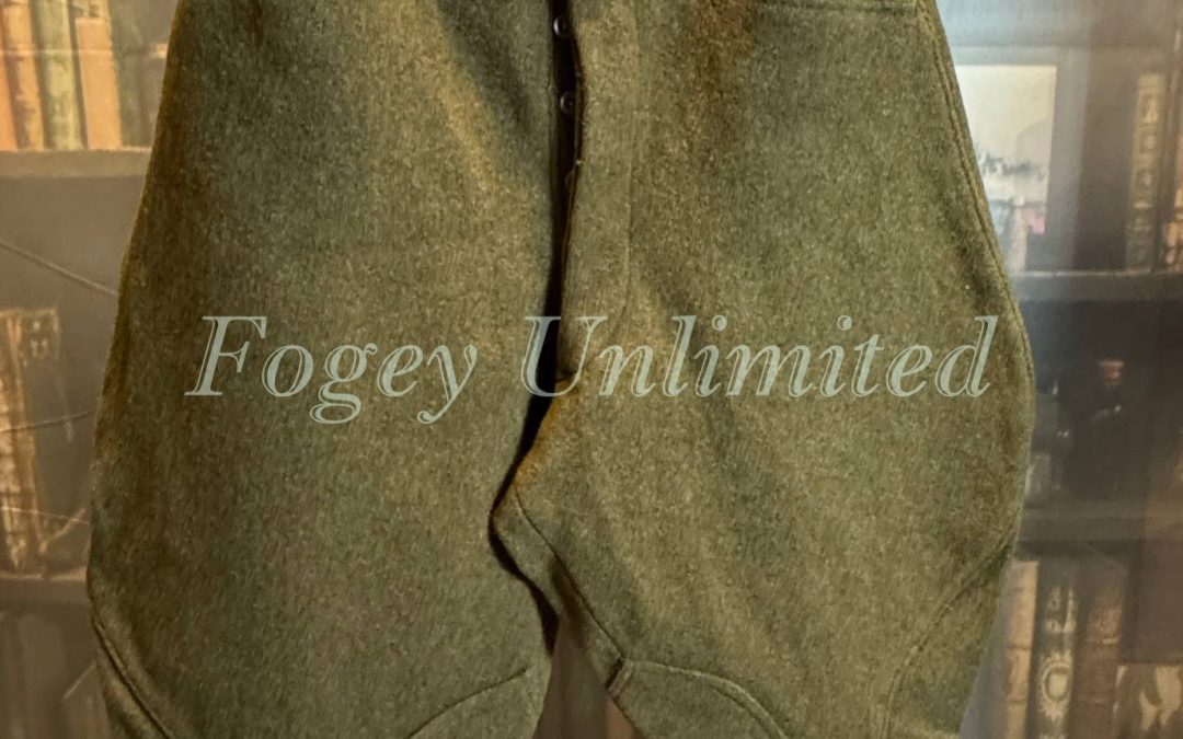 Vintage Green Military Breeches Jodhpurs. Heavyweight W32″/81cm (Ref:BLC32)