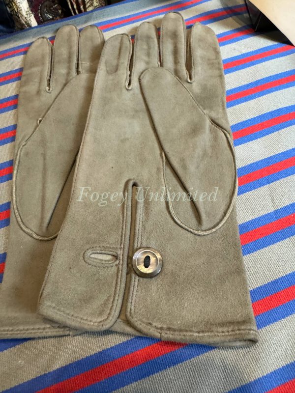 Vintage Dove Grey Kid Leather Formal Gloves from Austin Reed Size 8 - Image 5