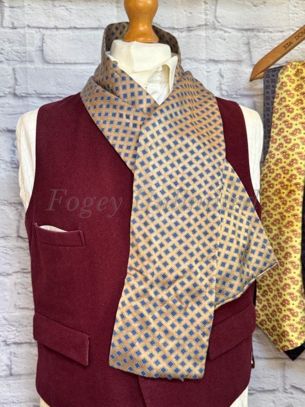 Vintage Gentleman's Cravat/Scarf/Ascot Many Colours available Smooth - Image 5