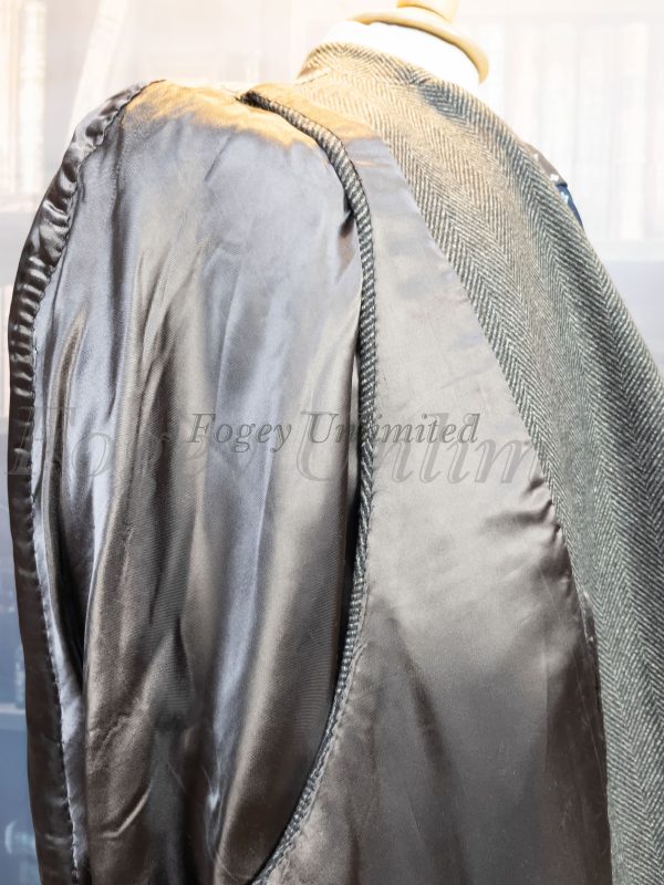 Vintage Bespoke Gentleman's Inverness Cape or Ulster Cape by Davies & Son Savile Row . 44-46"/112-117cm (PTH) - Image 3