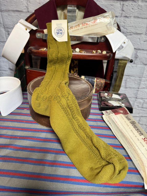 Wonderful Vintage Long Shooting Socks Size 8-11. Lovat Green Whyte & Smith